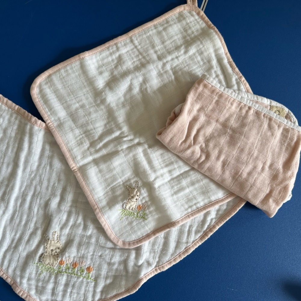 COYUCHI set of 3 baby bib and cloth set BUNNY PINK WHITE